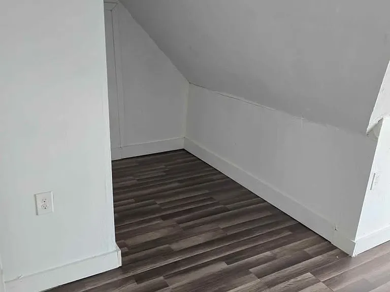 27 Forbes St — Photo 9