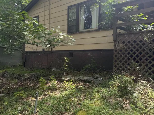 11 Ruffed Grouse Trl, Harpers Ferry, WV 25425