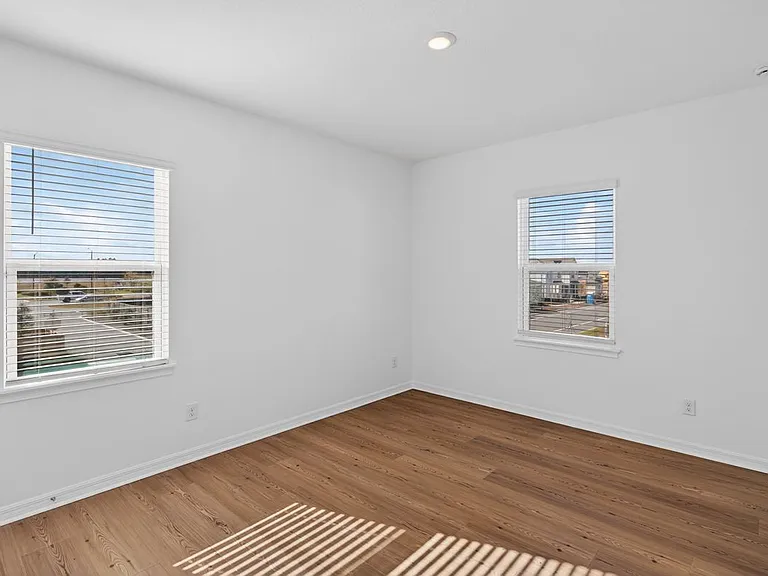 2926 Sail House Dr — Photo 7