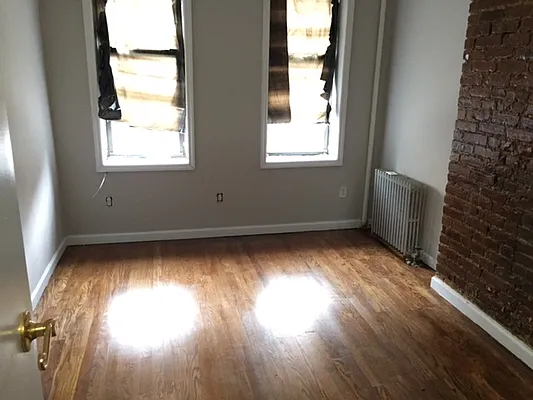 Rented by Premier Metro Realty Corp | media 26