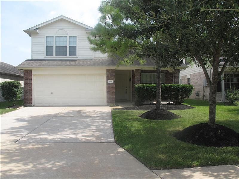1st image of 17315 S Summit Canyon Dr