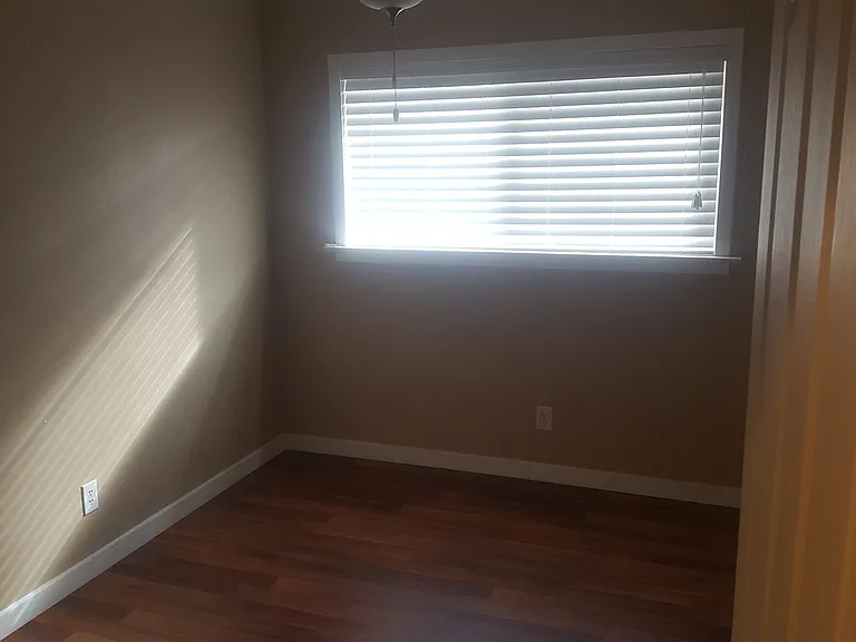 1291 Creswell Dr — Photo 5