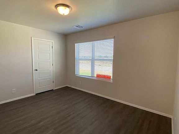 5th image of 7915 294th Ave