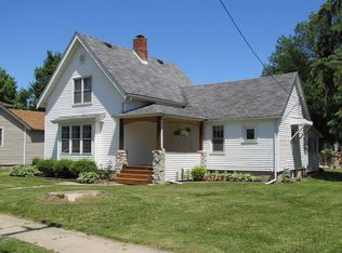 207 Stilson St, Earlville, IL 60518