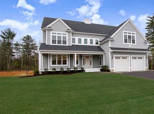 9 Stanley Ln, Carver, MA 02330