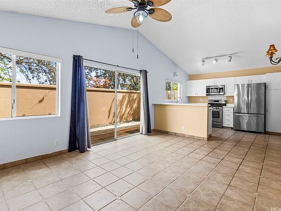 5th image of 91-985 Keoneae Pl