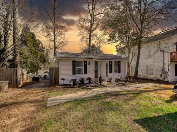 191 Cherokee Dr, Jackson, GA 30233