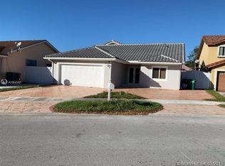 15395 SW 57th Ter, Miami, FL 33193