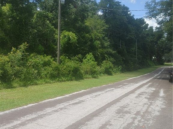 3rd image of 2124 W Beach Plum Dr