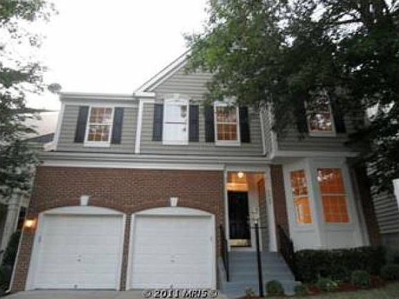 Brick Front w/Portico