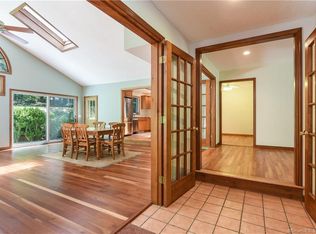 37 Flax Hill Rd, Brookfield, CT 06804