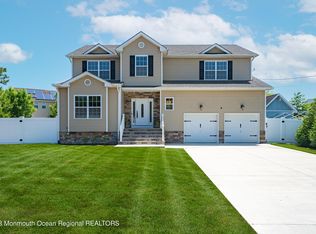 259 Grand Central Pkwy, Bayville, NJ 08721