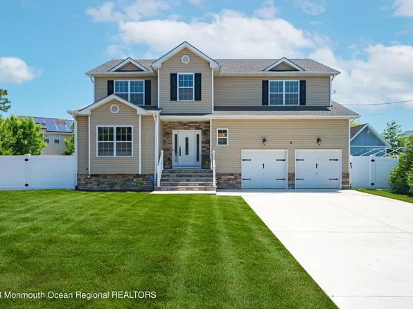 259 Grand Central Parkway, Bayville, NJ 08721