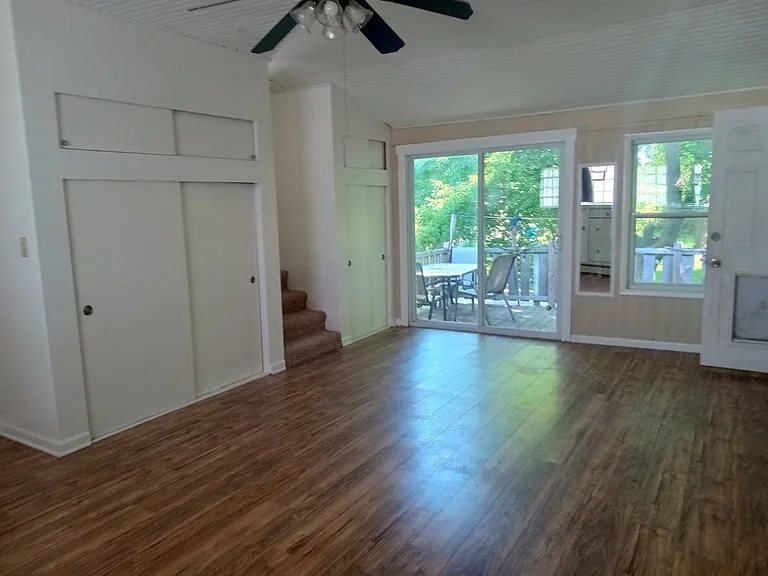 12710 N Saginaw Main House — Photo 6