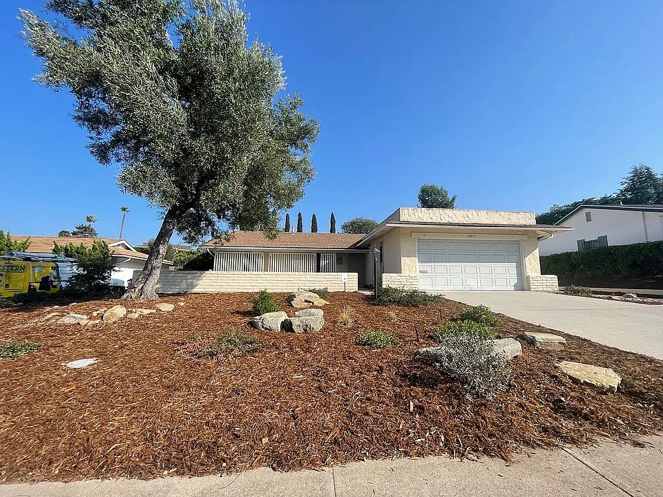 1st image of 16847 Acena Dr