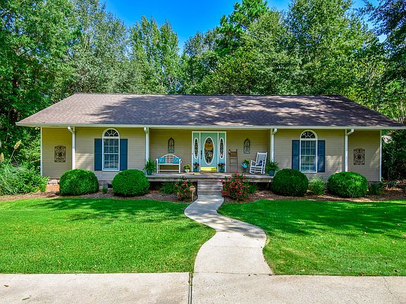 2nd image of 2674 Oakwoods Ln