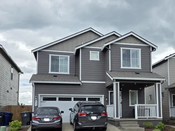 1176 Parkside Ave, Woodburn, OR 97071