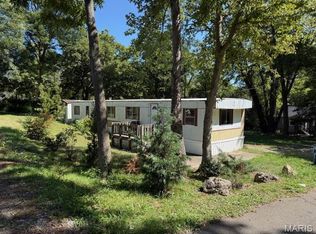 918 5th St E, Scott City, MO 63780