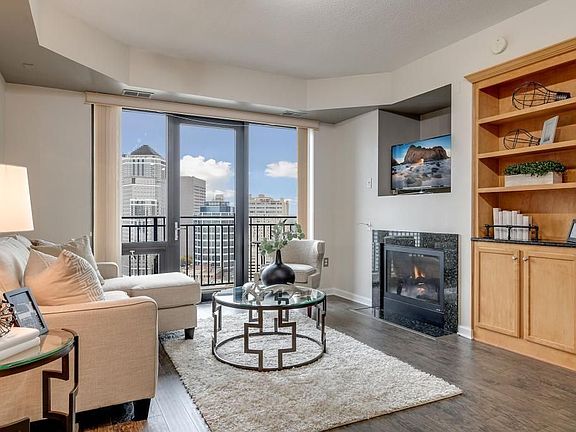 4th image of 500 Grant St E #2203
