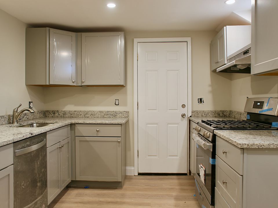 1st image of 163 Trenton St #B