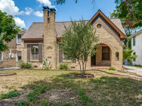 2023 W Kings, San Antonio, TX 78201