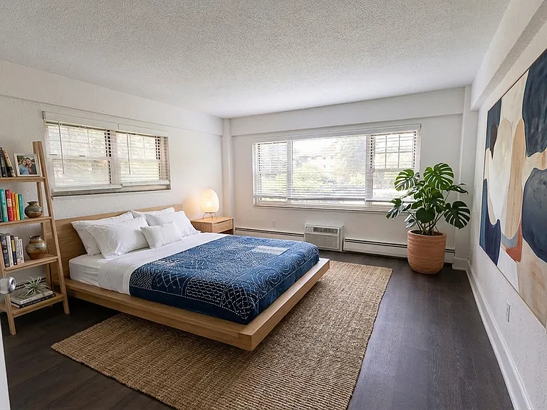 429 Apartments A102 Bedroom 429 Apartments A102 Bedroom