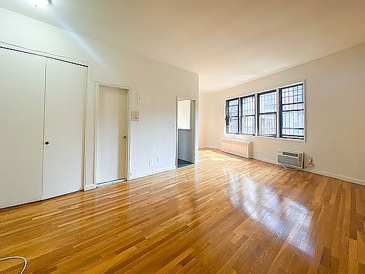 1st image of 306 W 47th St APT 1A