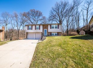 2745 Mapletree Ct, Cincinnati, OH 45236