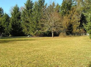 Peckerwood Ln, Grants Pass, OR