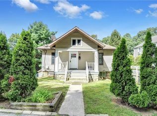 804 Oakwood Dr, Peekskill, NY 10566