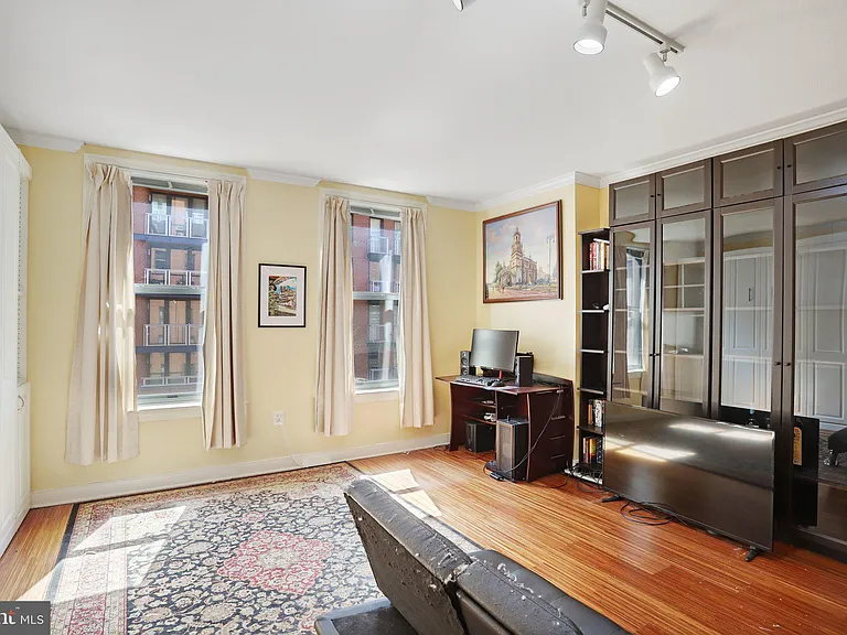 616 E St NW #708 — Photo 11