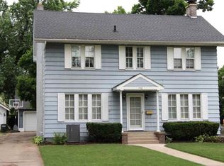 748 Crescent Rd, Jackson, MI 49203