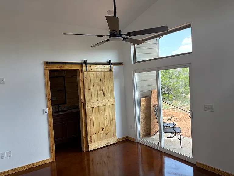 2523 Hercules Ct — Photo 6