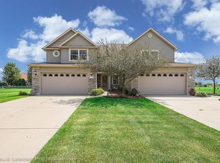 146 S Llanos St #1, Cortland, IL 60112