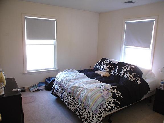 4th image of 11 Kent Ct #2