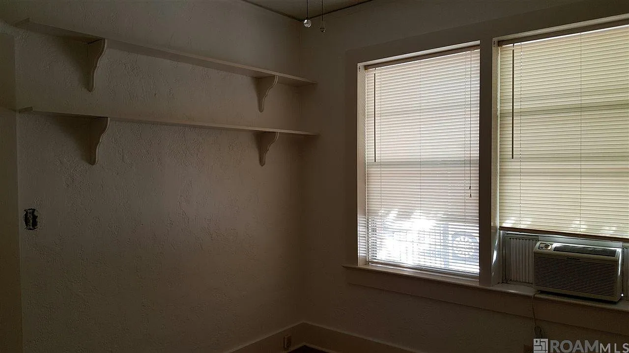 2 bed, 845 sqft, $1,250 — Photo 2