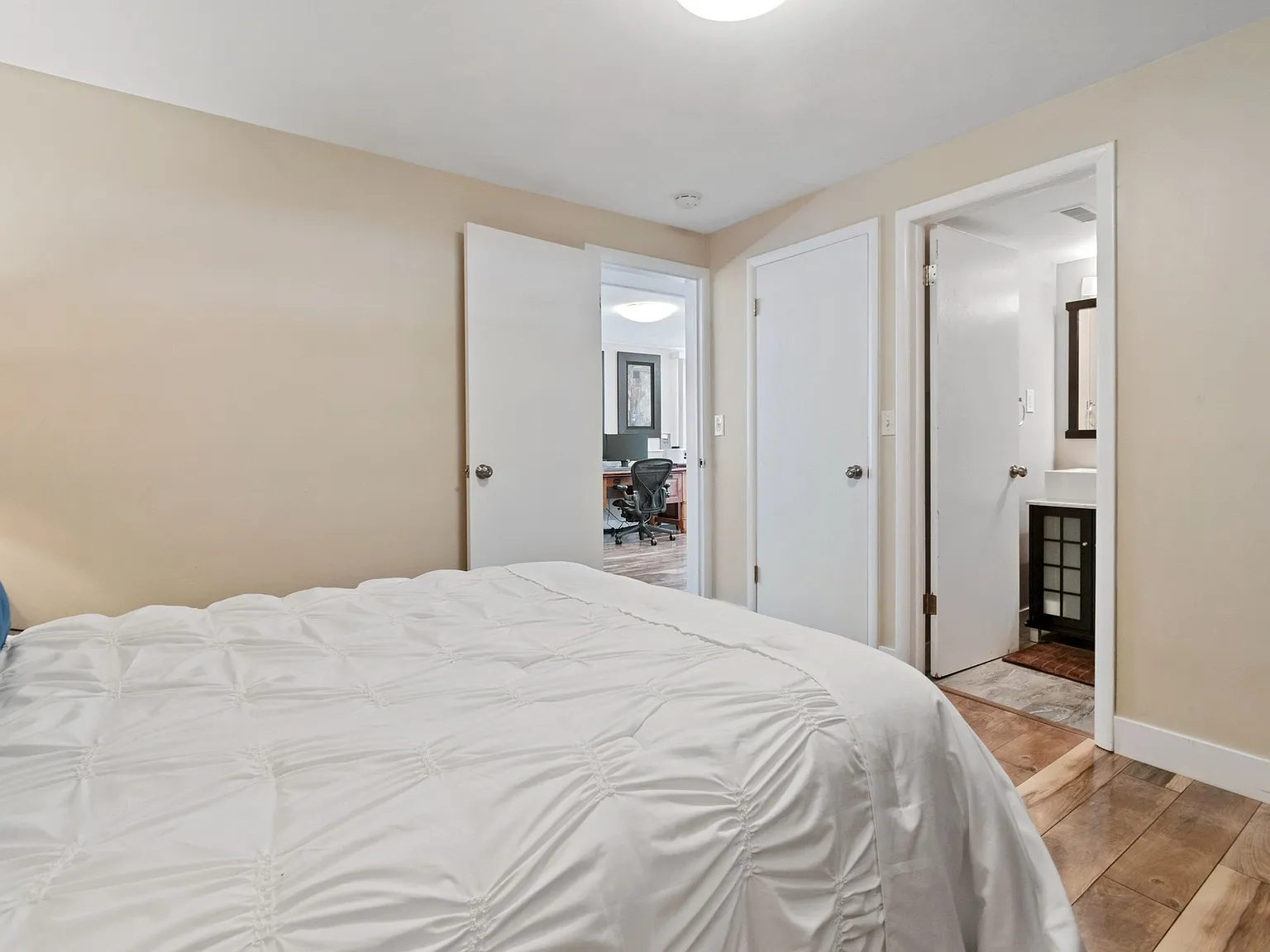 1 bed, 845 sqft, $1,250 — Photo 2