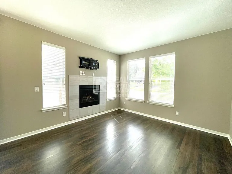 13788 Tall Oaks Loop — Photo 2