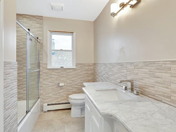 5th image of 75 William St #2