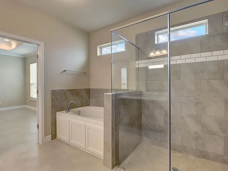 2202 Crystal Bay Dr — Photo 31