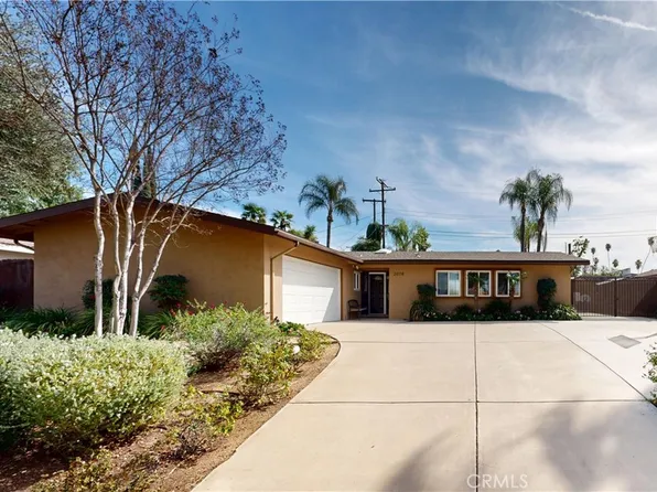 2078 Livingston St, Riverside, CA 92506