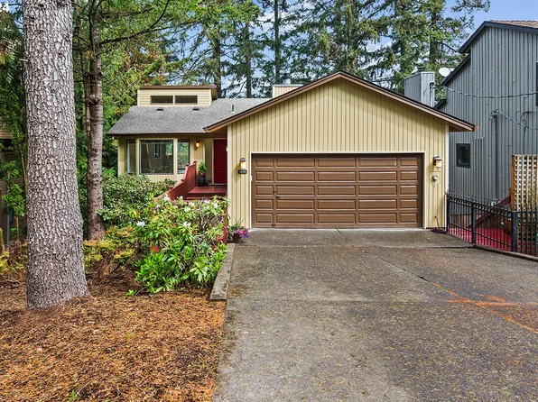 4243 SW Stephenson St, Portland, OR 97219