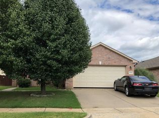 5328 Throckmorton Dr, Grand Prairie, TX 75052
