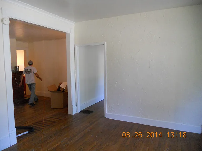 113 W Jenkins St #5 — Photo 7