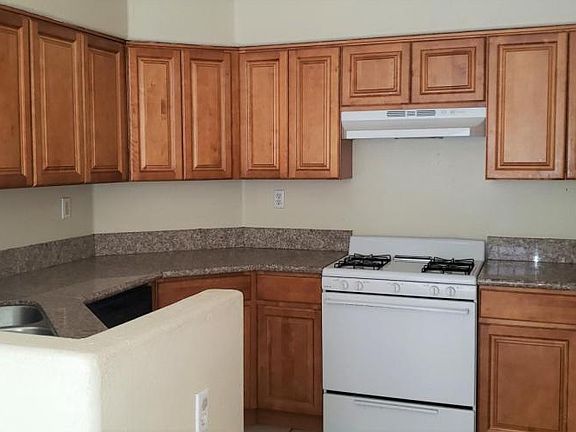 5th image of 1247 N Stimson Ave