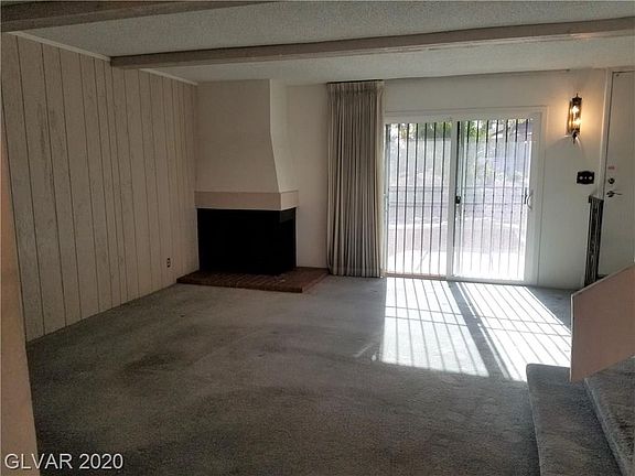 5th image of 656 Rolling Green Dr