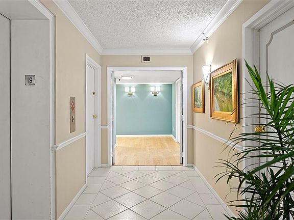 3rd image of 3301 BAYSHORE BOULEVARD #1904D