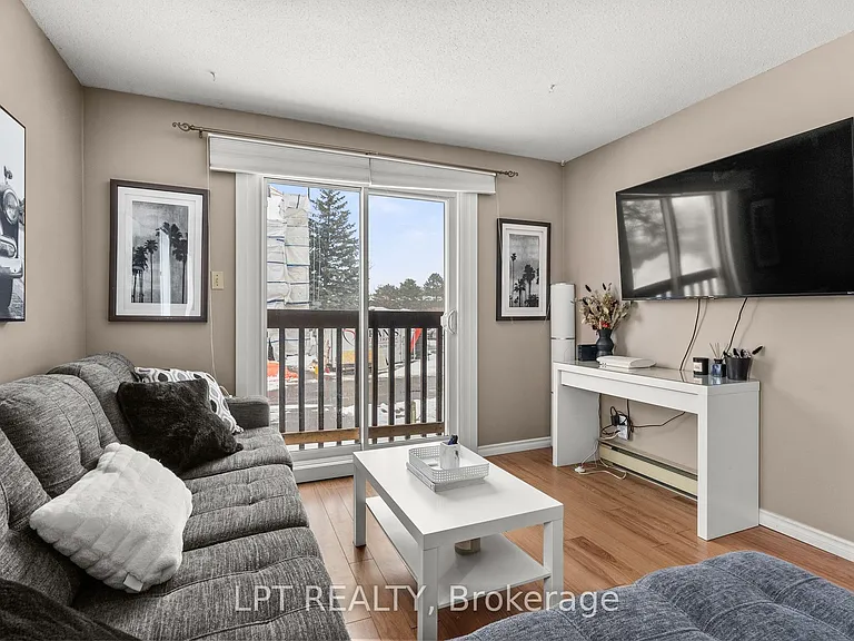 260 Fenerty Ct #4 — Photo 13