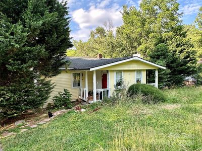 282 Berkeley Rd, Hendersonville, NC, 28792