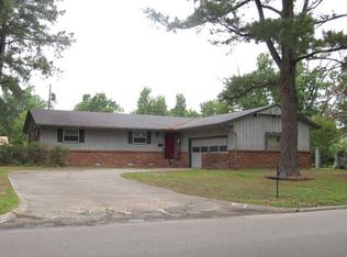 706 Carlton St, Springdale, AR 72762